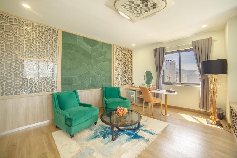 Lake View Hotel image
