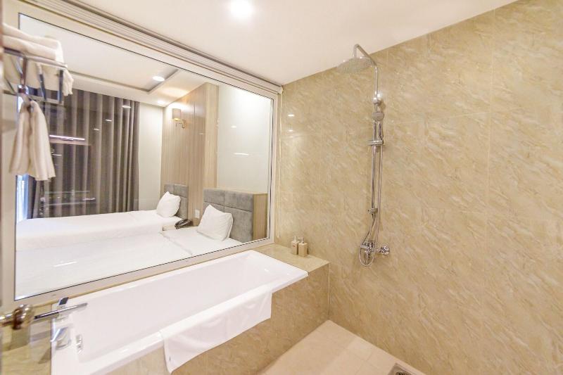 Lake View Hotel image