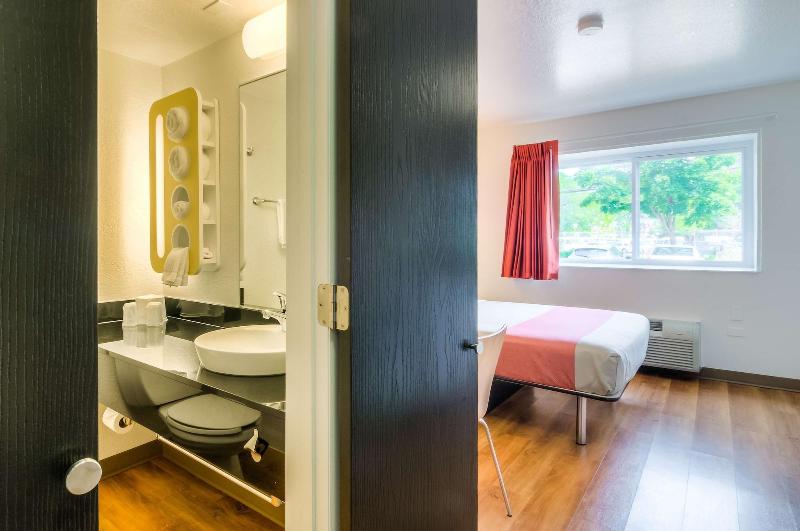 Motel 6 Arlington Heights, Il-Chicago North Centra image