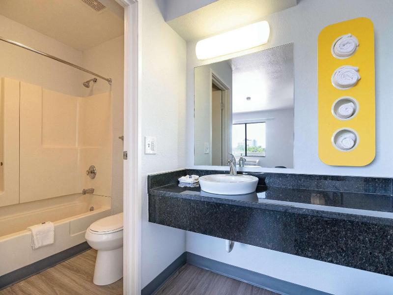 Motel 6 Rolling Meadows, Il - Chicago Northwest GA image