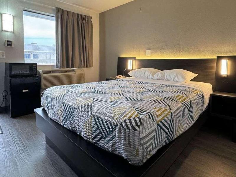 Motel 6 Rolling Meadows, Il - Chicago Northwest GA image