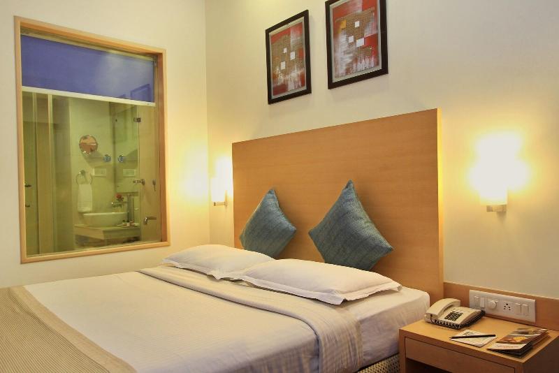 Nandhana Hometel image