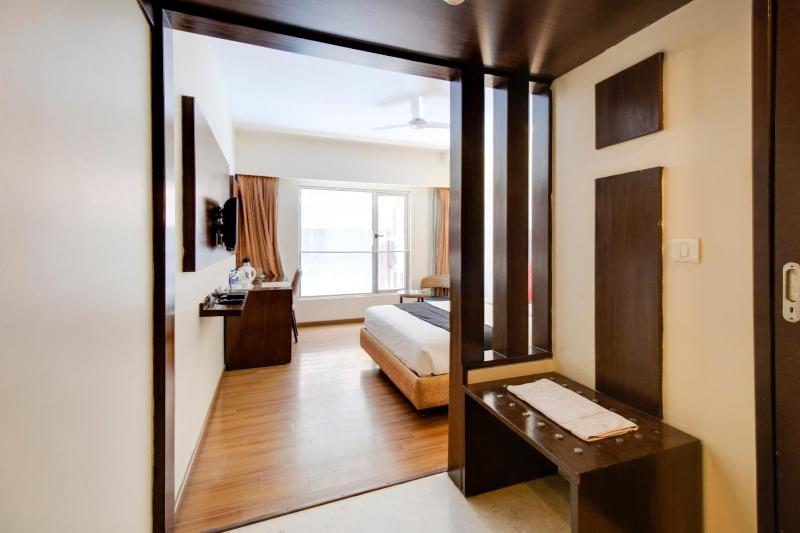 Nandhana Hometel image