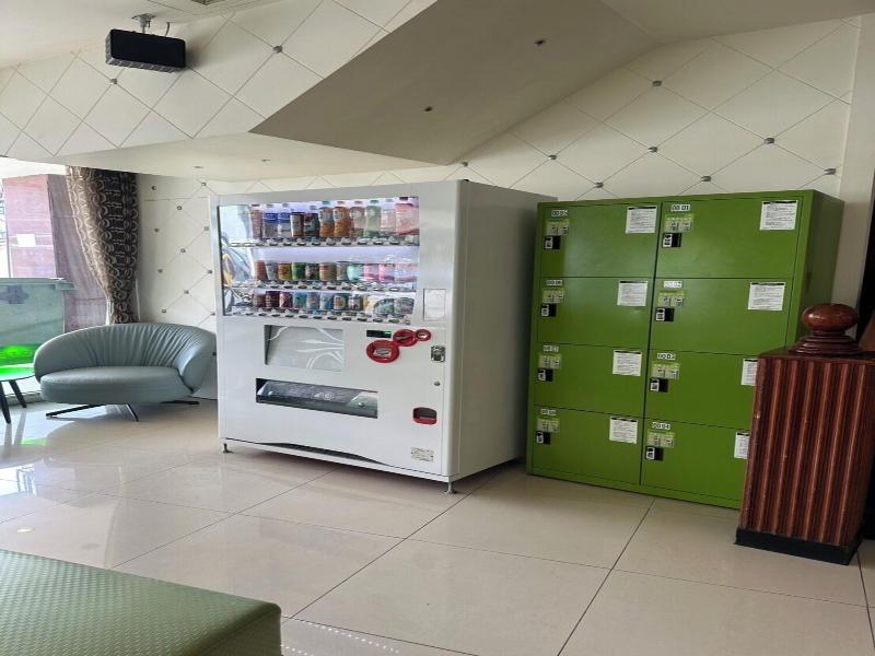Kiwi Express Hotel - Zhong Zheng Branch image