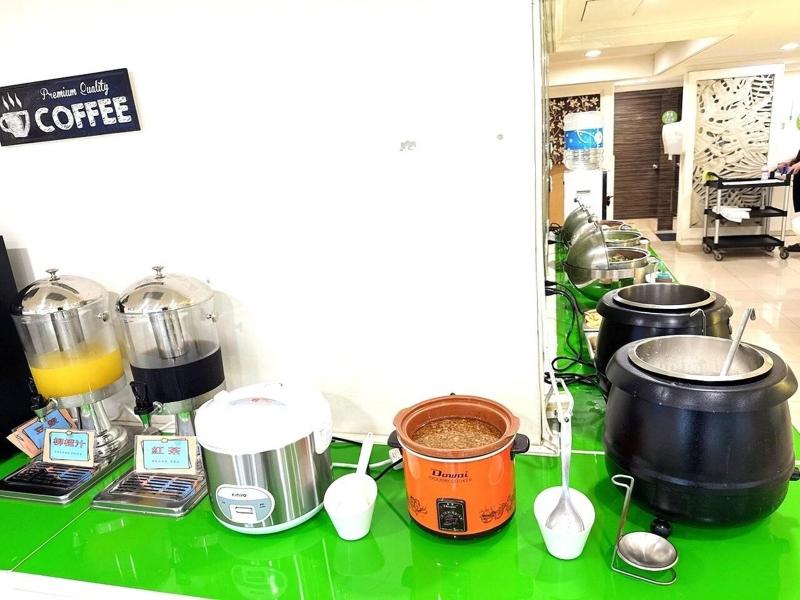 Kiwi Express Hotel - Zhong Zheng Branch image
