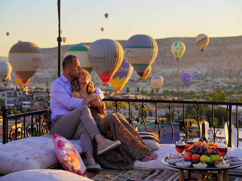Tulip Cave Suites image
