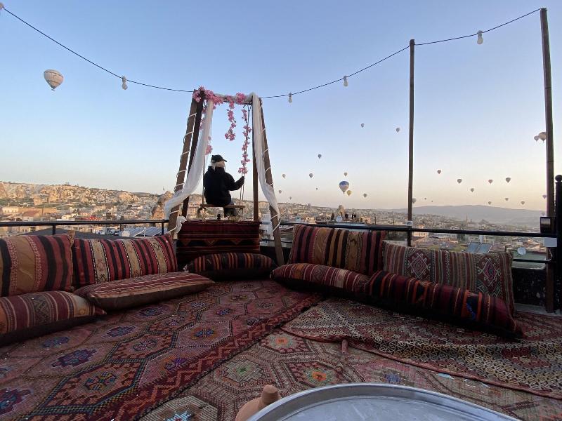 View Cave Hotel image