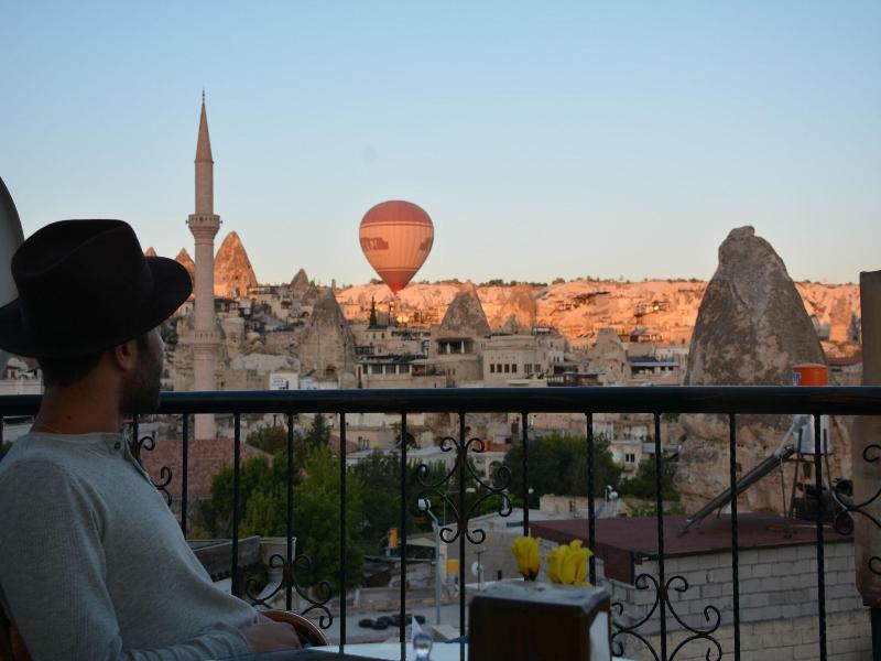 View Cave Hotel image