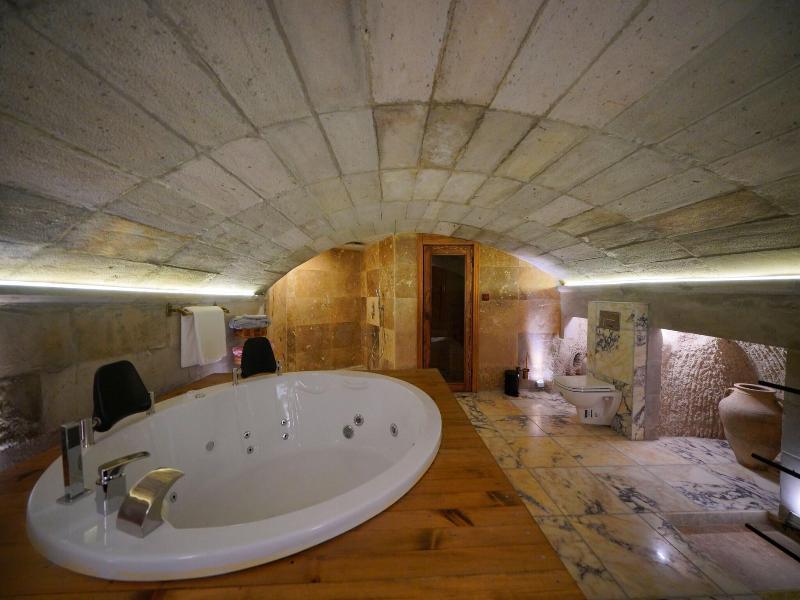 View Cave Hotel image