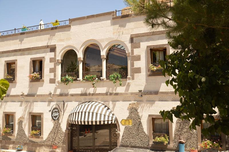 Grand Elite Cave Suites