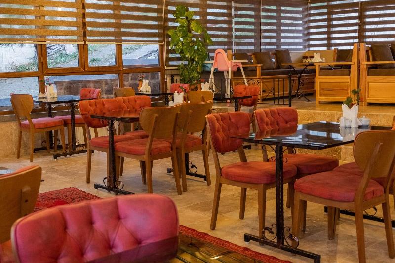 Grand Elite Cave Suites