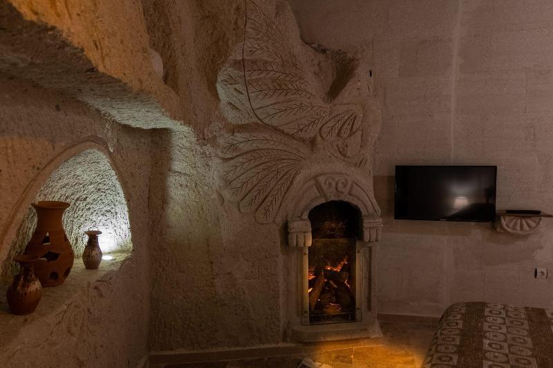 Grand Elite Cave Suites