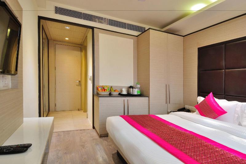 Hotel Royal Grand image