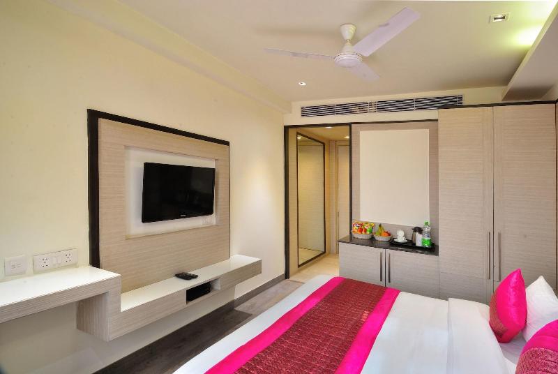 Hotel Royal Grand image