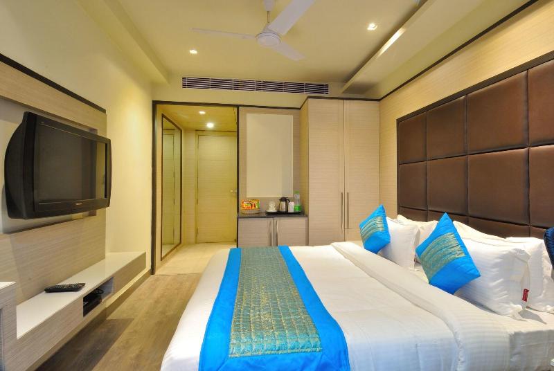 Hotel Royal Grand image