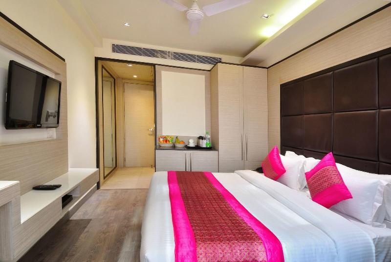Hotel Royal Grand image