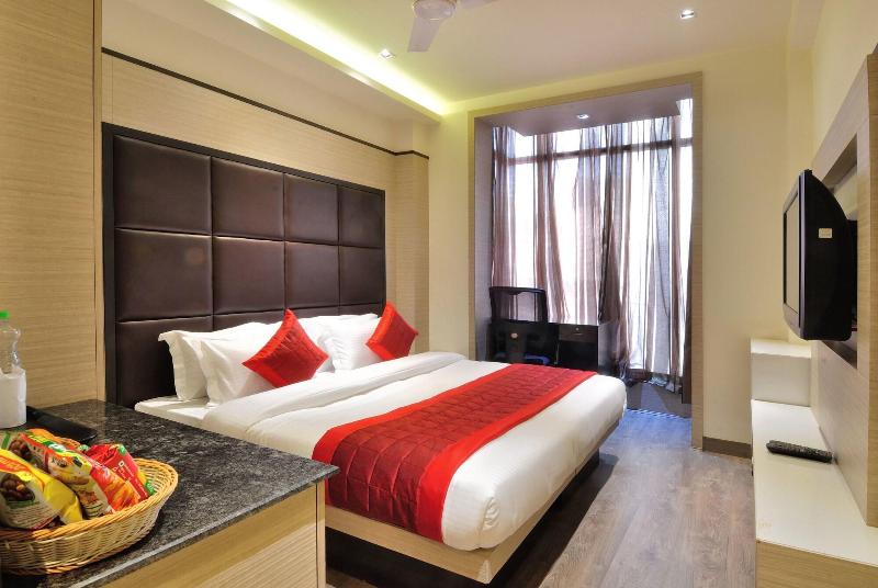 Hotel Royal Grand image