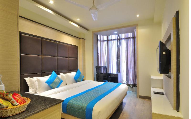 Hotel Royal Grand image