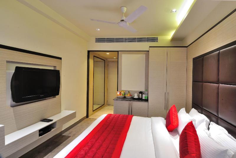 Hotel Royal Grand image