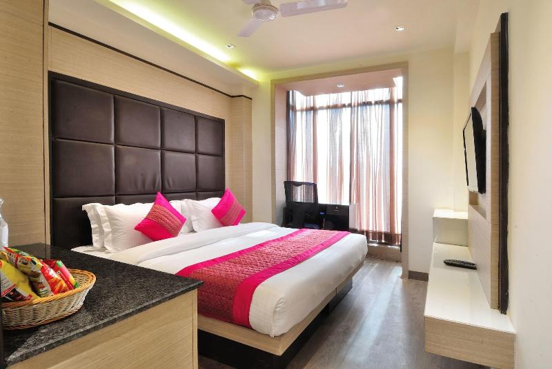 Hotel Royal Grand image
