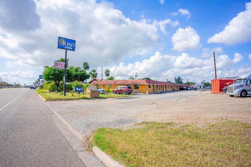 Budget Inn By OYO Edinburg Hwy 281 image
