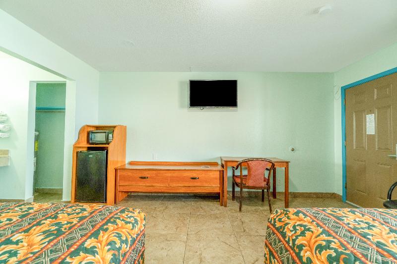 Budget Inn By OYO Edinburg Hwy 281 image