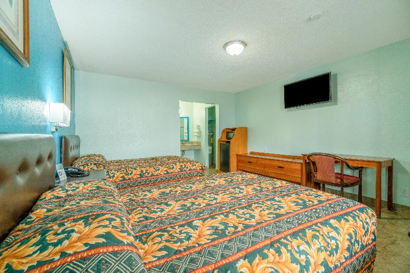 Budget Inn By OYO Edinburg Hwy 281 image
