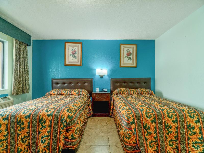 Budget Inn By OYO Edinburg Hwy 281 image