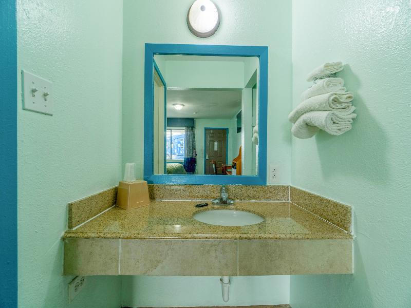 Budget Inn By OYO Edinburg Hwy 281 image
