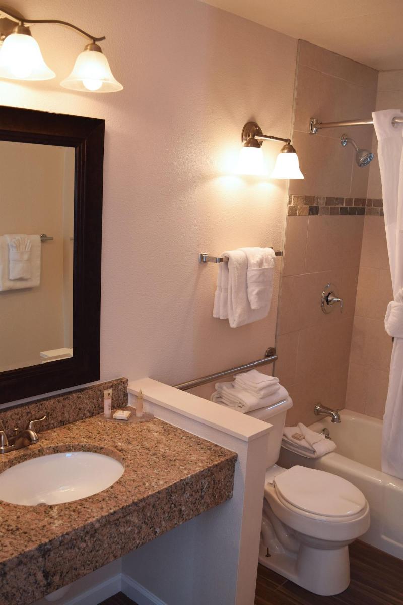 Alpine Trail Ridge Inn image