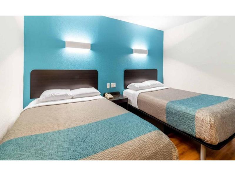 Motel 6 Lewisville, TX - Medical City image