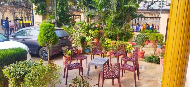 Vandana Residency — exterior view
