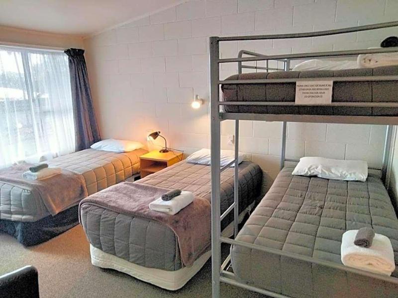 Westport Motels image