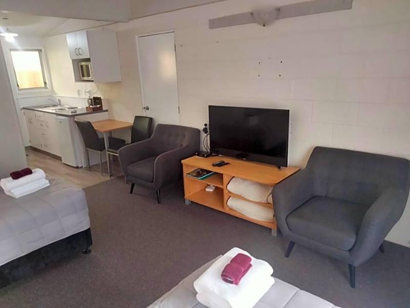Westport Motels image
