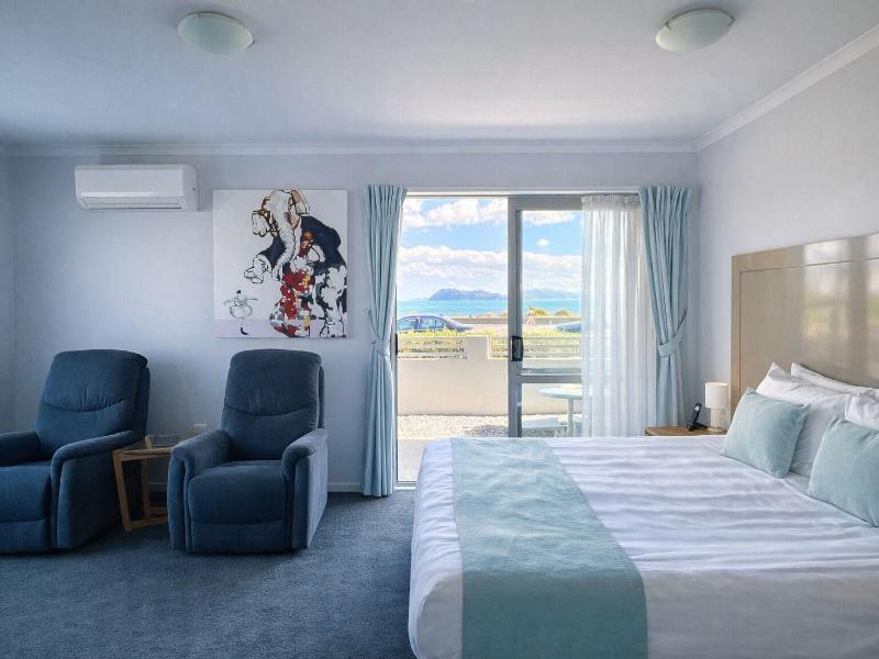 Bks Premier Motel Esplanade image