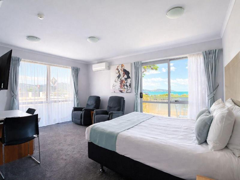 Bks Premier Motel Esplanade image