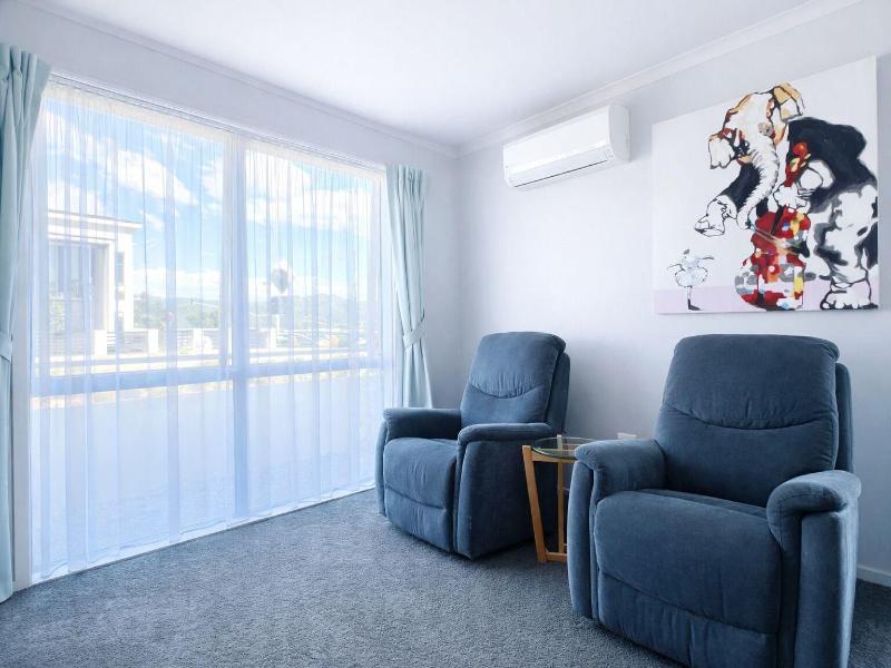 Bks Premier Motel Esplanade image