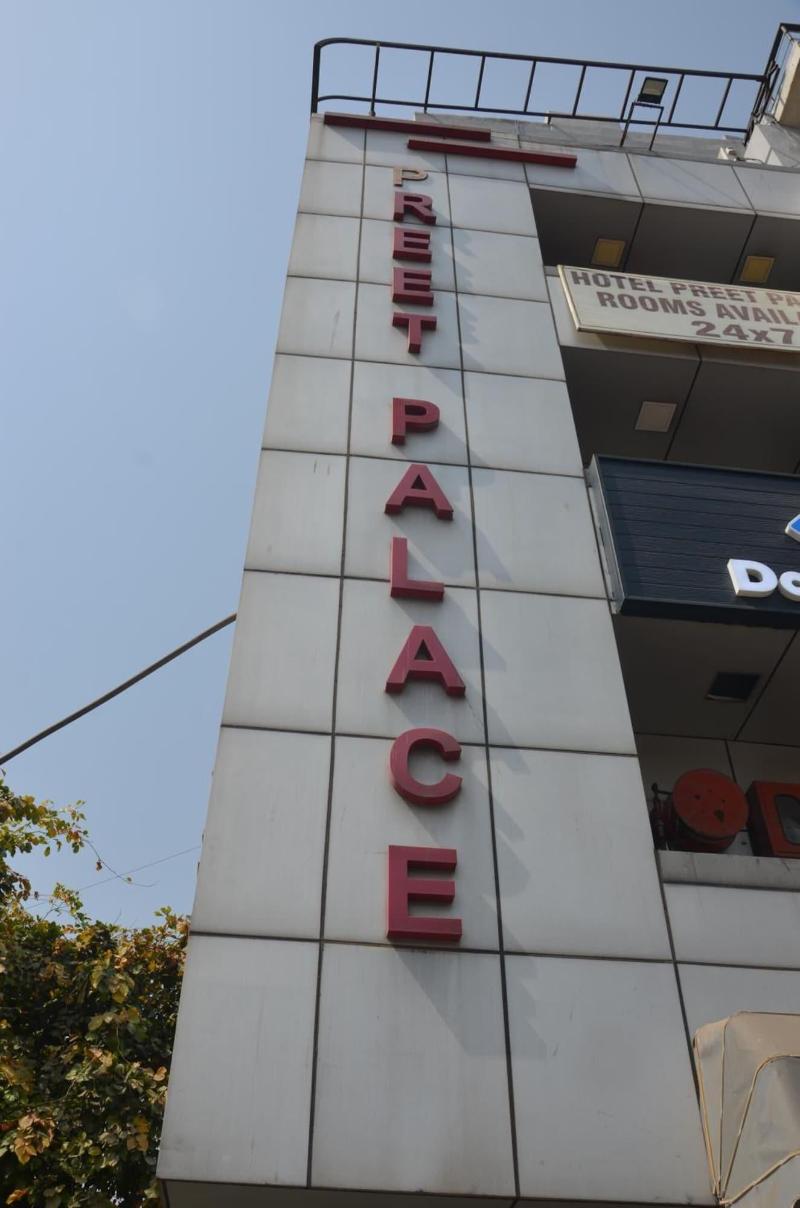 Preet Palace image