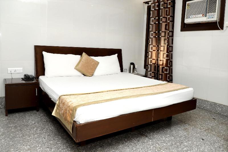 Preet Palace image