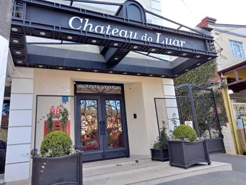 Chateau Do Luar