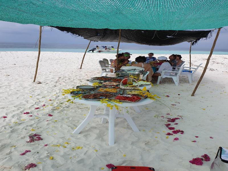 Perla Dhangethi