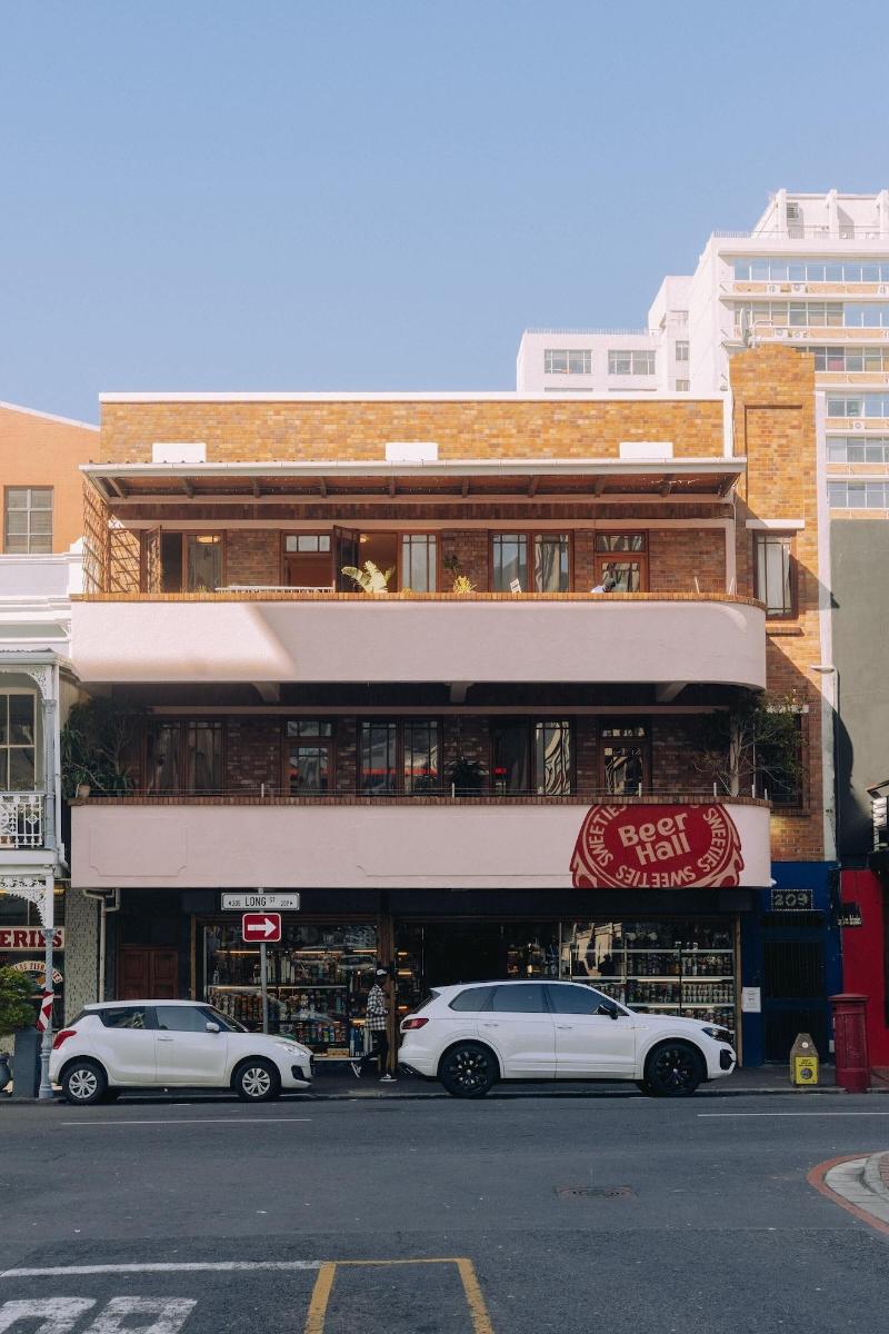Long Street Backpackers image