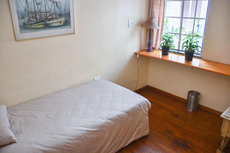 Long Street Backpackers image