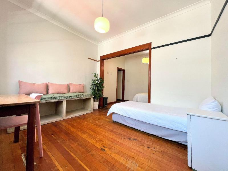 Long Street Backpackers image