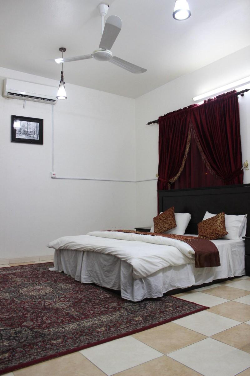 Al Eairy Furnished Apartments Al Baha 4 image