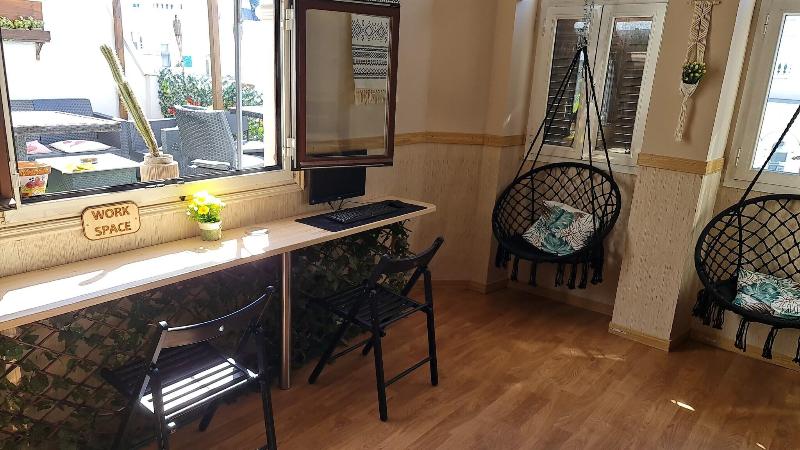 Open Hostel Madrid image