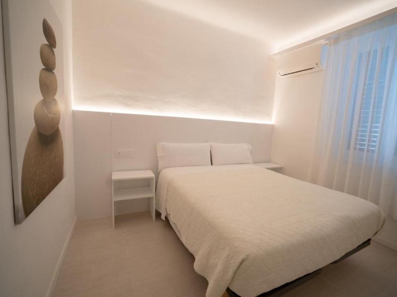 Hostal Marina Cadaqués image
