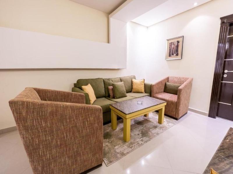 Almuhaidb Al Takhasosi Suites image
