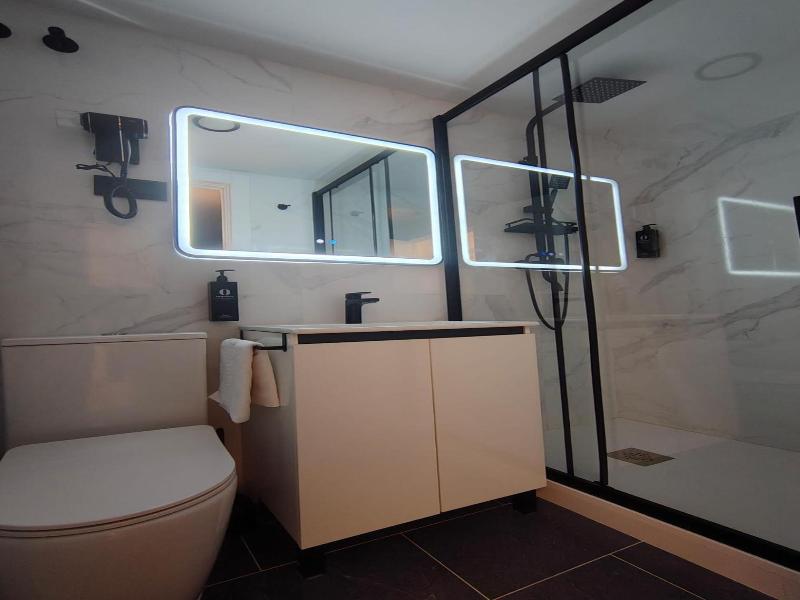 Hostal Jq Madrid 1 image