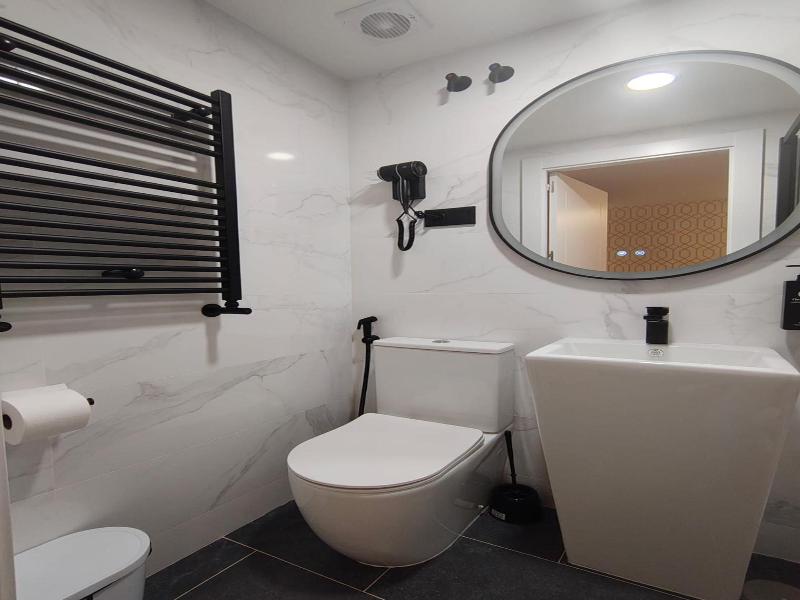 Hostal Jq Madrid 1 image